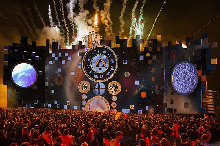 Alex Galea Boomtown Concept