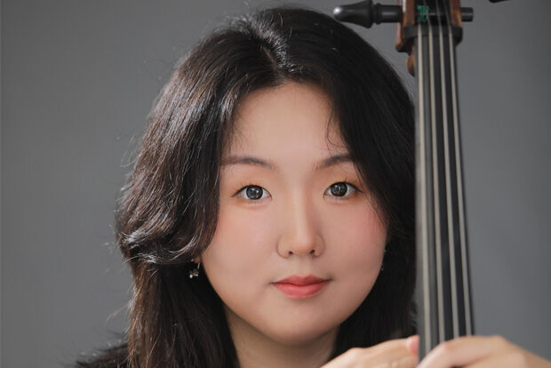 cellist Simin Zheng