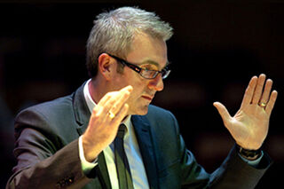 Ian Porthouse conducting