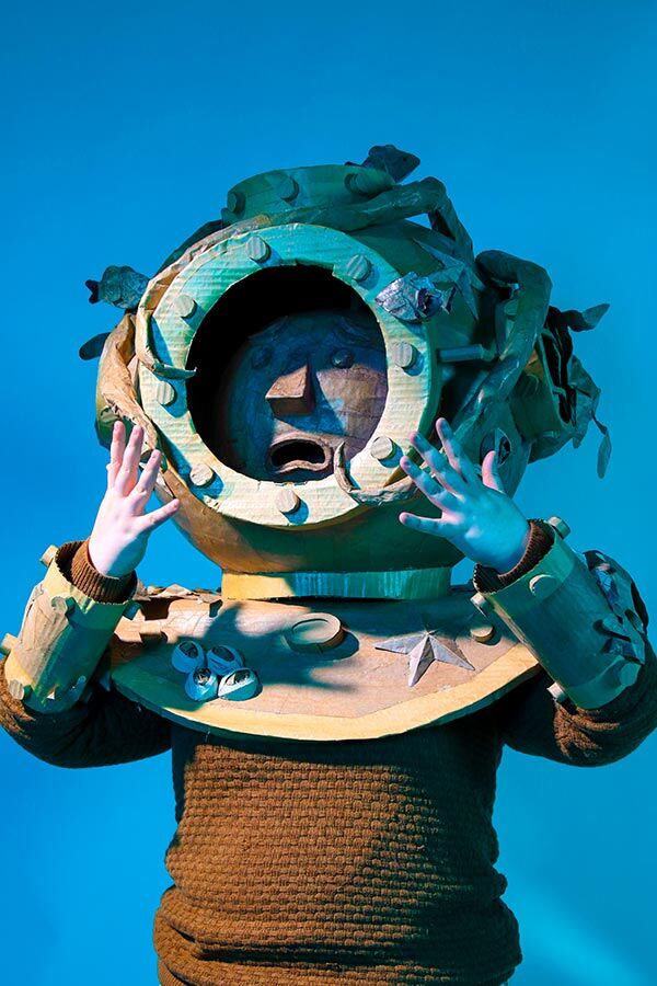 Hannah Satchwell diver mask