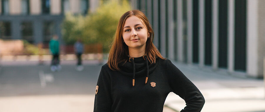 Bcu.Cict.CmsApi.Entities.Content.Corporate.Content.MediaItem?.AlternativeText