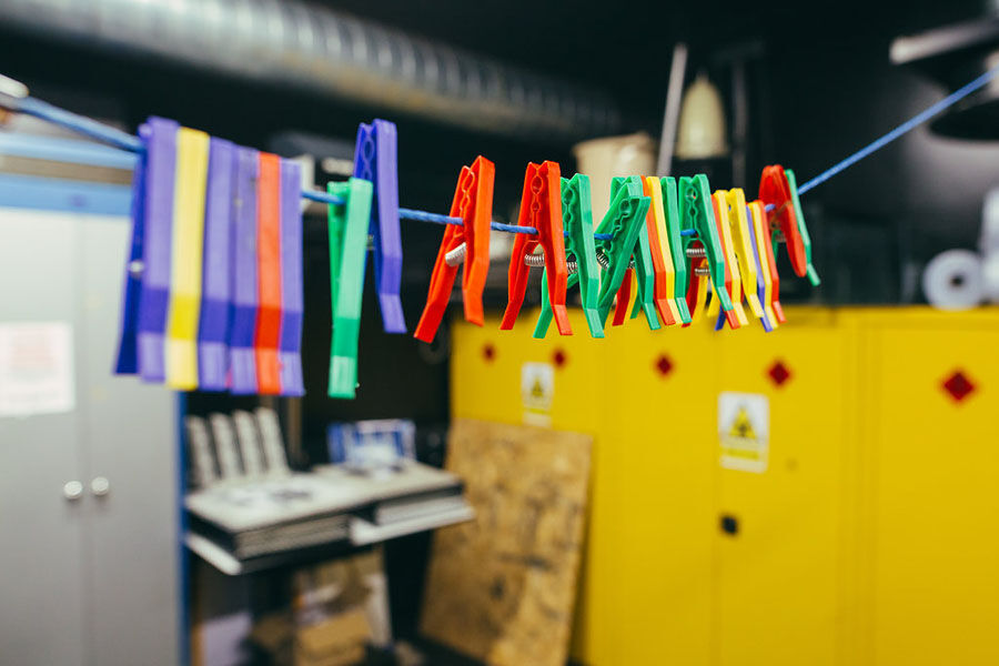 VisCom Dark Room Pegs