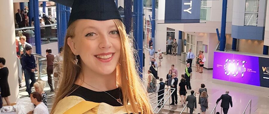 Bcu.Cict.CmsApi.Entities.Content.Corporate.Content.MediaItem?.AlternativeText