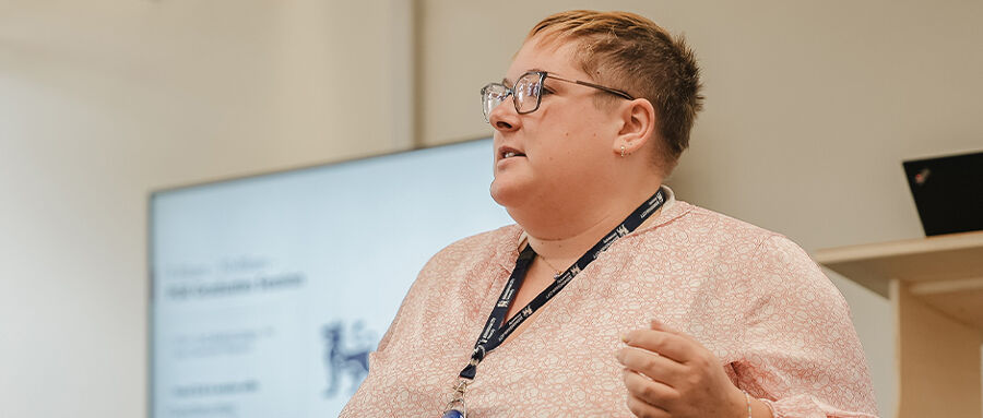 Bcu.Cict.CmsApi.Entities.Content.Corporate.Content.MediaItem?.AlternativeText