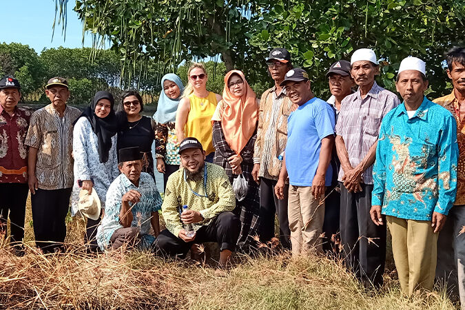 Lynsey Melville working with rural fisherman in Indonesia