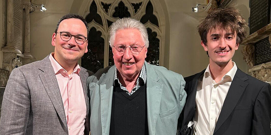 Jan Loeffler, Leslie Howard and Max Walsh stood in a line.