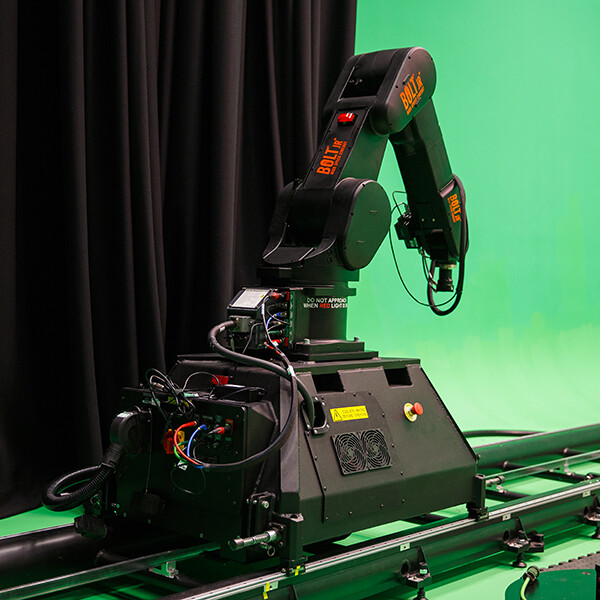 BOLT JR+ high-speed camera robot