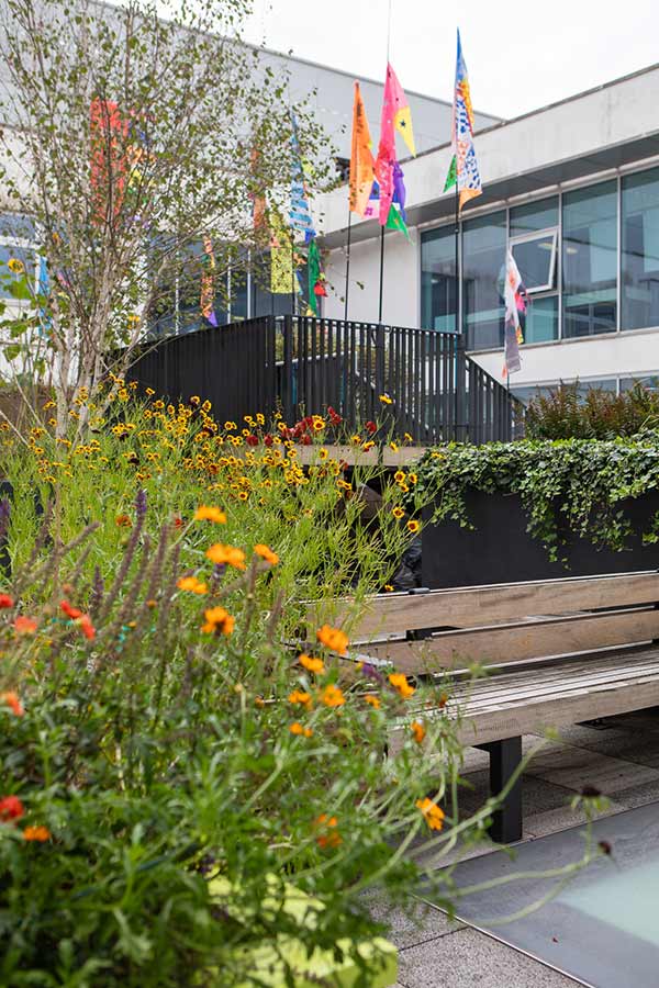 Parkside building courtyard