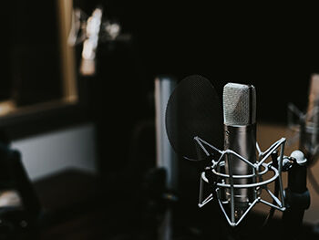 Radio mic credit Jonathan Velasquez