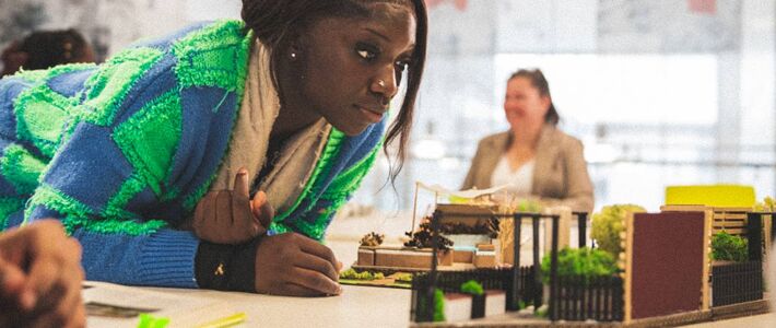 course page main image