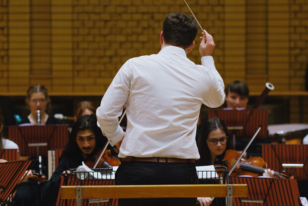 Romantic Revival Orchestra with conductor Leo Jaffray