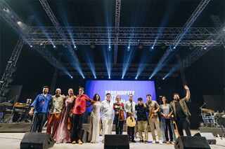 Goan group, Sempre Dado on stage