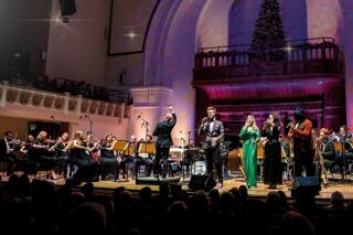 Down for the Count recreate the music of Nat ‘King’ Cole, Billie Holiday, Ella Fitzgerald, Frank Sinatra and many more in a luscious 30-piece orchestral setting