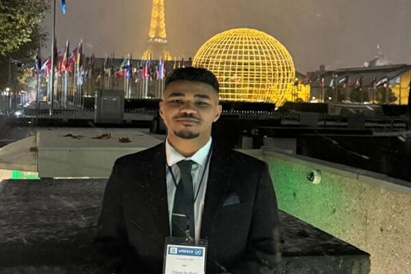 Law graduate at UNESCO building Paris
